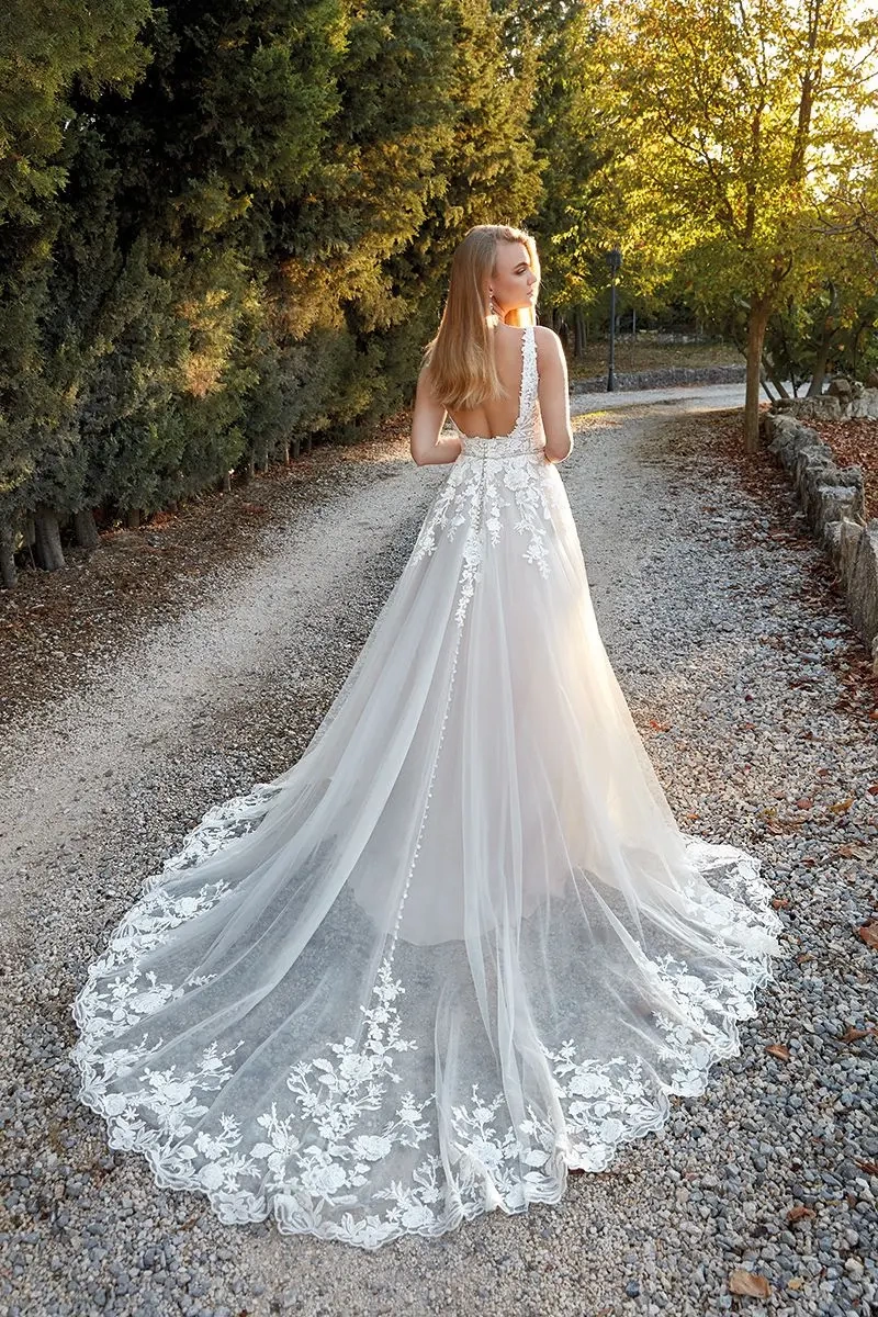Carolyn | Abito da Sposa Eddy K | Lo Specchio Atelier Abiti da Sposa a Verona, Vicenza, Brescia, Mantova, Trento
