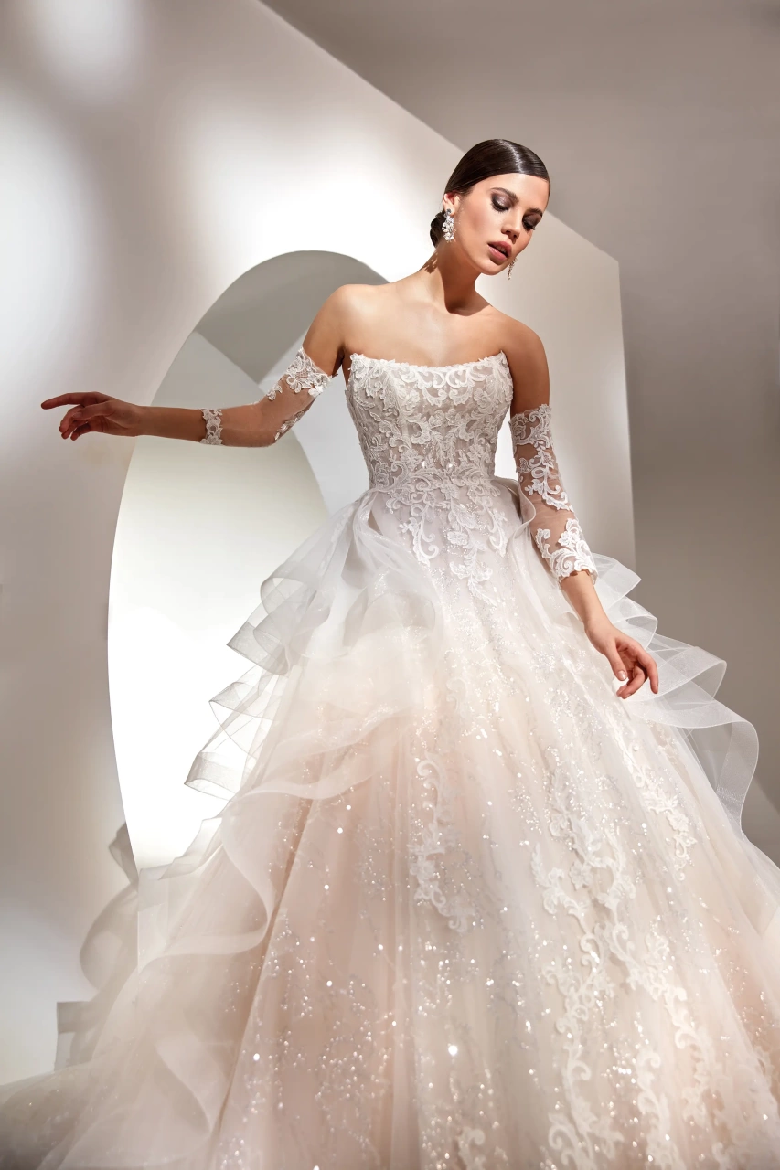 Shahira | Abito da Sposa Nicole Couture | Lo Specchio Atelier Abiti da Sposa a Verona, Vicenza, Mantova, Brescia, Trento