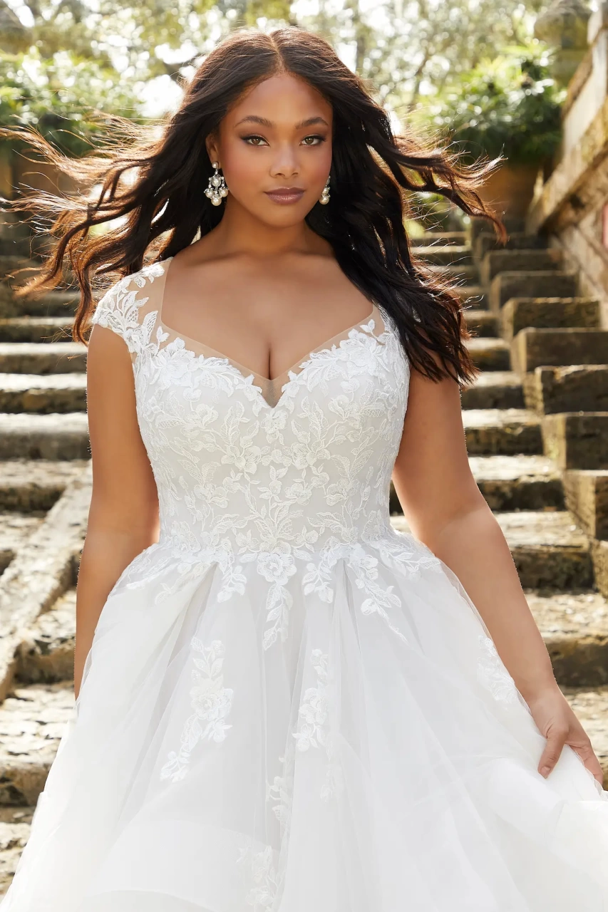 3369 | Abito da Sposa Curvy Mori Lee | Lo Specchio Atelier Abiti da Sposa a Verona, Vicenza, Mantova, Brescia, Trento