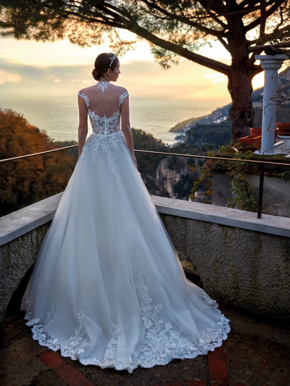 Maddie | Abito da Sposa Nicole Jolies | Lo Specchio Atelier Abiti da Sposa a Verona, Vicenza, Mantova, Brescia, Trento