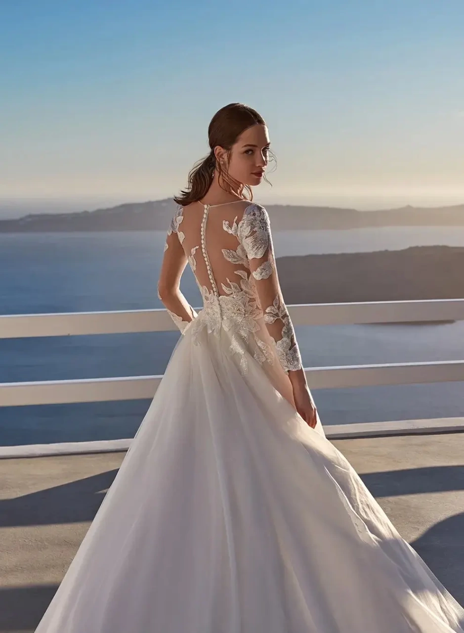 Margarita | Abito da Sposa Nicole Jolies | Lo Specchio Atelier Abiti da Sposa a Verona, Vicenza, Mantova, Brescia, Trento