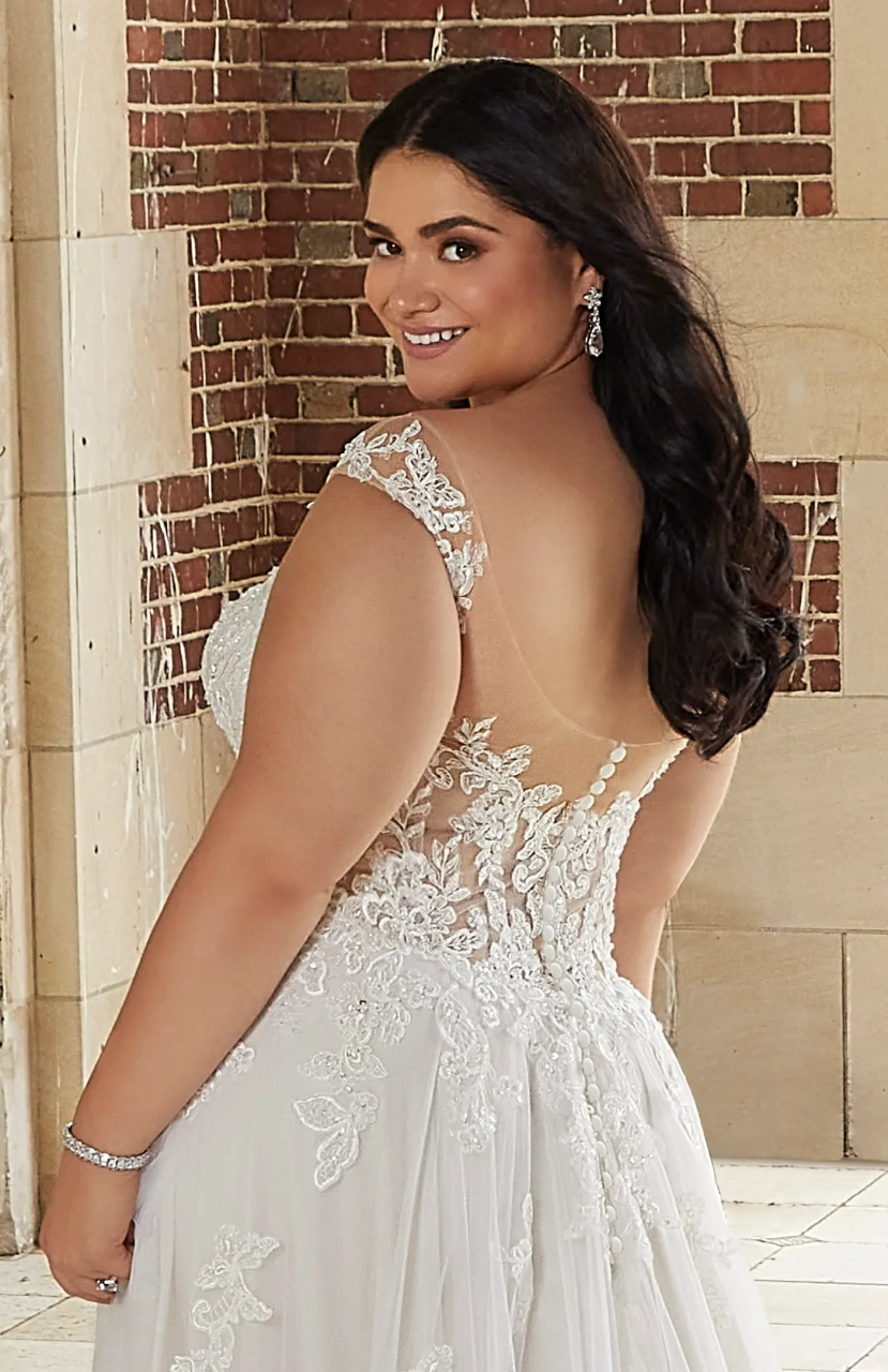 3351 | Abito da Sposa Curvy Mori Lee | Lo Specchio Atelier Abiti da Sposa a Verona, Vicenza, Mantova, Brescia, Trento